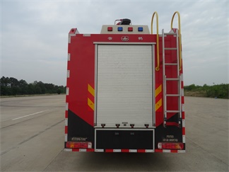 18噸豪沃后雙橋泡沫消防